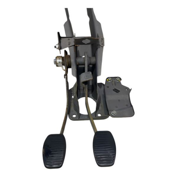 Pedaleira Embreagem Freio Strada Working 1.4 Flex 2015