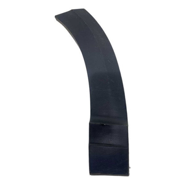 Moldura Paralama Dianteiro Direito Saveiro G7 G8 2018 2019