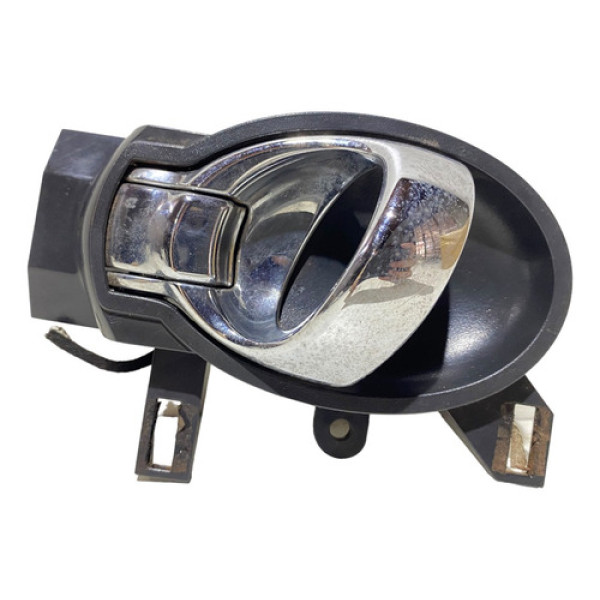 Maçaneta Interna Dianteira Esquerda Cromada Versa 